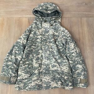 Tru-Spec Parka  ECWCS Gen I Digital Camouflage Small Regular Military Jacket